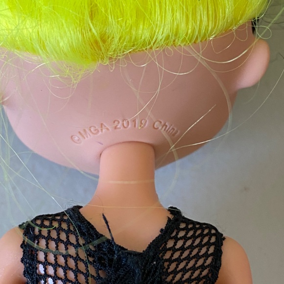 2 LOl Surprise OMG Fashion Dolls. - Picture 7 of 9